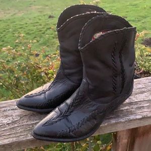 Rare Vintage Zodiac Black Leather Western low Cowboy ankle boots